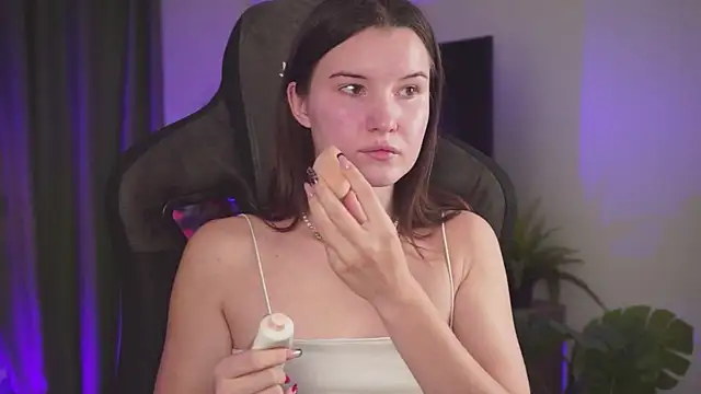 AgataWillis online show from 09/30/25, 07:46