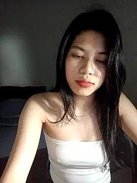 Snapshot of Katanh chatting on 04/25/26, 01:41 Katanh online show from 04/25/26, 01:41