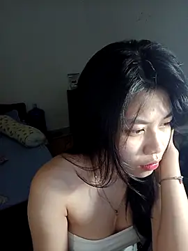 Snapshot of Katanh chatting on 05/05/26, 07:49 Katanh online show from 05/05/26, 07:49