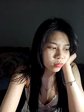 Snapshot of Katanh chatting on 05/07/26, 11:04 Katanh online show from 05/07/26, 11:04