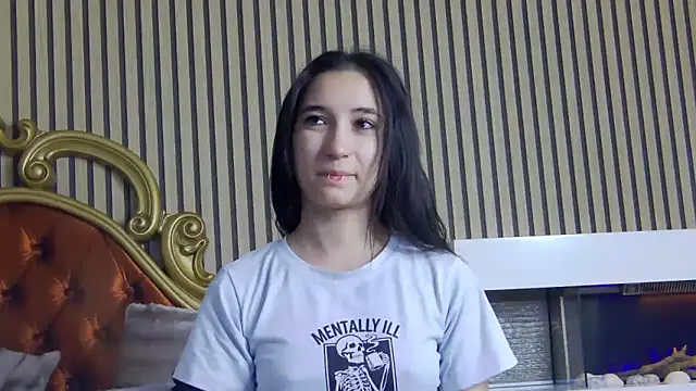 CarolinaBlair online show from 05/30/26, 04:09