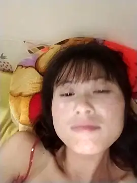 Snapshot of linda_bae00 chatting on 10/10/25, 02:27 linda bae00 online show from 10/10/25, 02:27