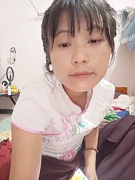 linda bae00 online show from 05/25/26, 12:11