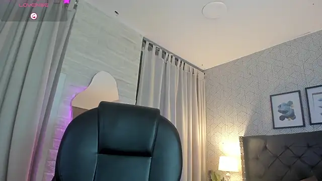 Snapshot of celeste__clark chatting on 09/19/25, 12:06 celeste clark online show from 09/19/25, 12:06