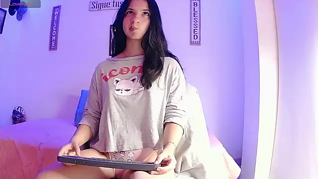 Snapshot of __abrill__ chatting on 09/12/25, 12:55   abrill   online show from 09/12/25, 12:55