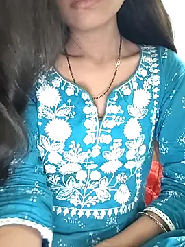 Komal0099 online show from 12/15/25, 04:06