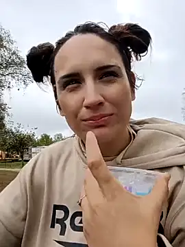 lillylooney online show from 09/24/25, 08:12