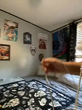 lillylooney online show from 10/01/25, 03:07