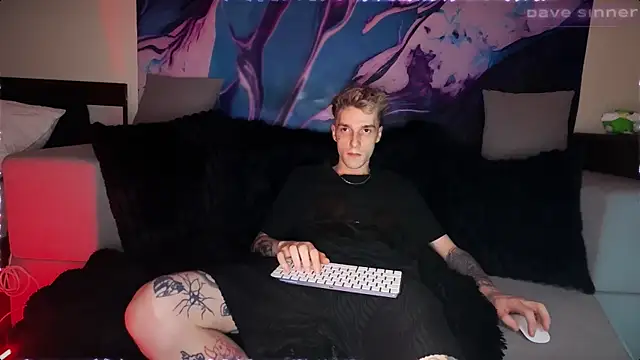 Snapshot of davesinner chatting on 07/12/26, 05:37 davesinner online show from 07/12/26, 05:37