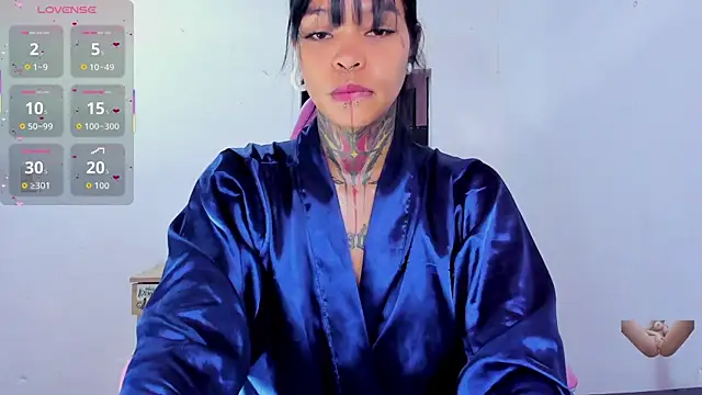 AikoKimura online show from 10/15/25, 02:50