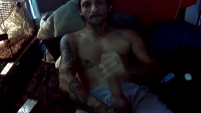 longdme33 online show from 09/19/25, 05:57