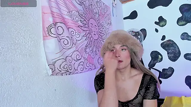 brihanna cooper online show from 11/18/25, 02:21