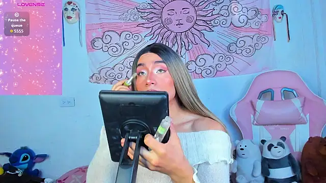 brihanna cooper online show from 04/18/26, 02:32