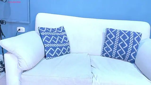 Daiisy kiss online show from 10/28/25, 01:09