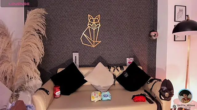 Katia fire online show from 09/28/25, 11:21