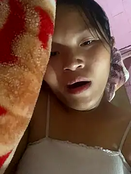 milo bae online show from 10/08/25, 11:24