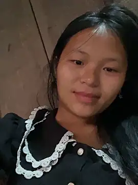 Snapshot of milo_bae chatting on 04/11/26, 10:36 milo bae online show from 04/11/26, 10:36