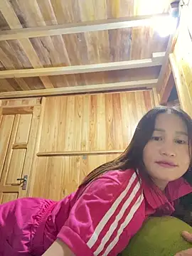 phungtiti online show from 10/03/25, 01:41