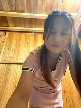 phungtiti online show from 10/05/25, 03:54