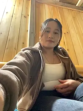 phungtiti online show from 11/23/25, 04:01