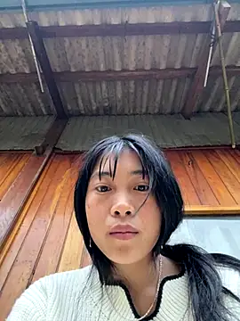 EmLy02 online show from 12/16/25, 09:36