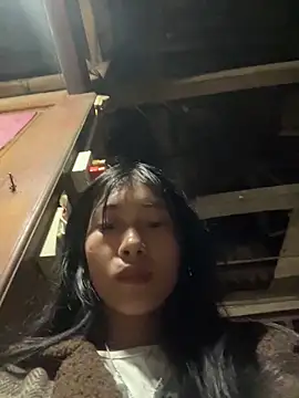 EmLy02 online show from 03/11/26, 10:54