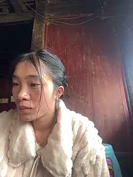 EmLy02 online show from 03/19/26, 05:55