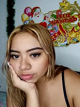 Emily  Hott online show from 12/19/25, 03:02