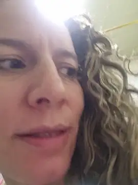 Nina vallon online show from 12/05/25, 03:20