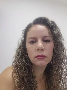 Nina vallon online show from 03/12/26, 12:44