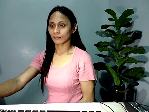 missruffa online show from 09/14/25, 01:21