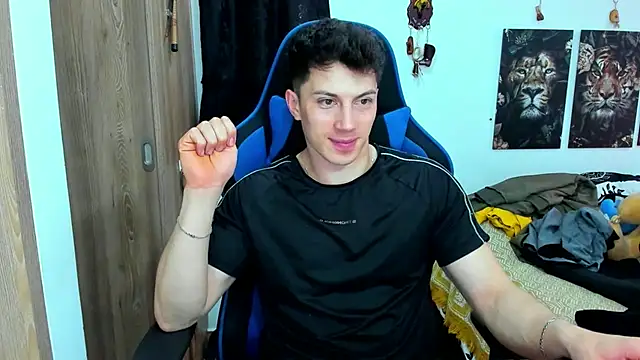 Snapshot of javiersexymann chatting on 01/03/25, 05:42 javiersexymann online show from 01/03/25, 05:42