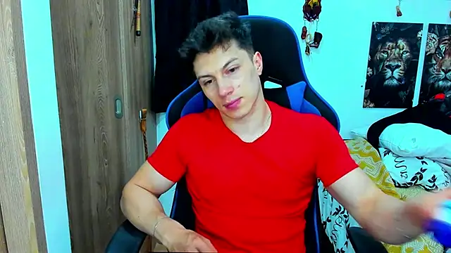 Snapshot of javiersexymann chatting on 01/04/25, 02:35 javiersexymann online show from 01/04/25, 02:35