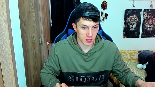 Snapshot of javiersexymann chatting on 01/13/25, 07:42 javiersexymann online show from 01/13/25, 07:42