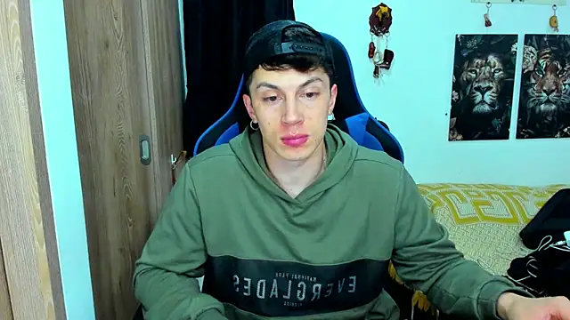 Snapshot of javiersexymann chatting on 01/13/25, 10:56 javiersexymann online show from 01/13/25, 10:56