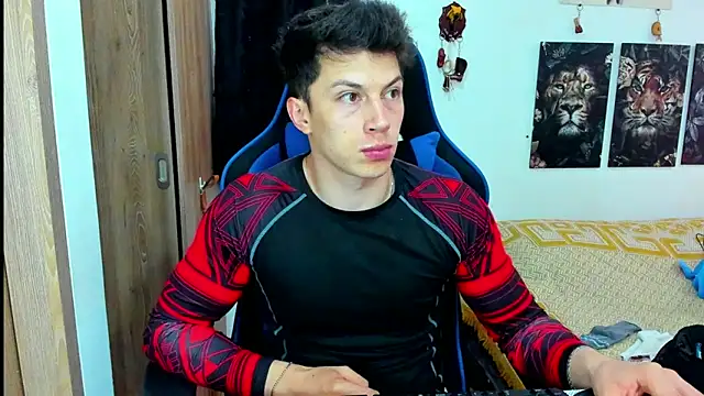 Snapshot of javiersexymann chatting on 01/15/25, 05:37 javiersexymann online show from 01/15/25, 05:37