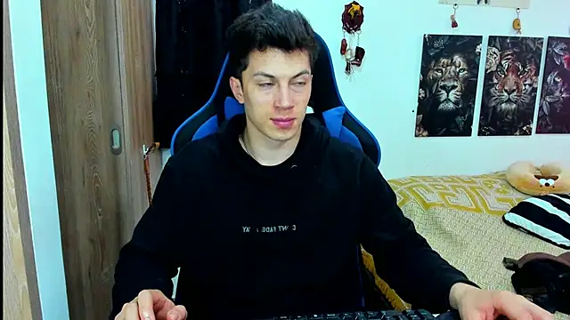 Snapshot of javiersexymann chatting on 01/16/25, 06:27 javiersexymann online show from 01/16/25, 06:27