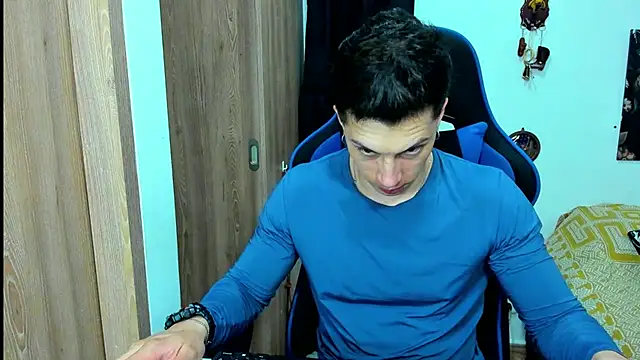 Snapshot of javiersexymann chatting on 01/19/25, 02:25 javiersexymann online show from 01/19/25, 02:25