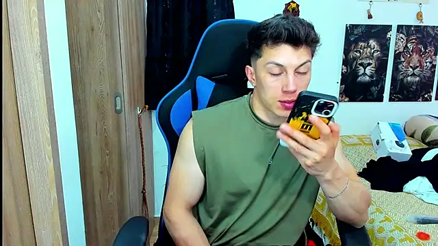 Snapshot of javiersexymann chatting on 01/21/25, 07:06 javiersexymann online show from 01/21/25, 07:06