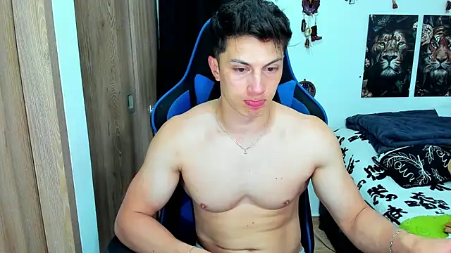 Snapshot of javiersexymann chatting on 02/17/25, 11:42 javiersexymann online show from 02/17/25, 11:42