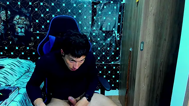 Snapshot of javiersexymann chatting on 01/08/26, 01:08 javiersexymann online show from 01/08/26, 01:08