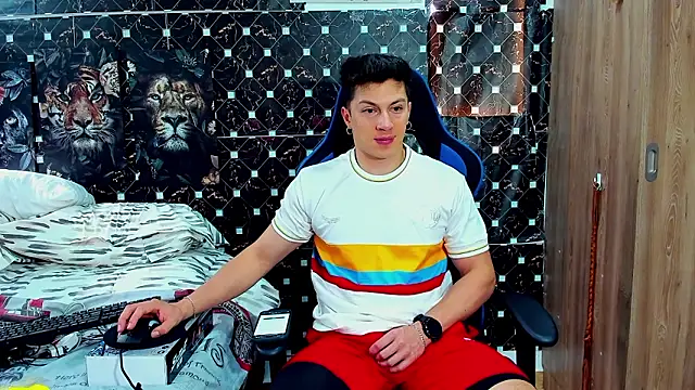 javiersexymann online show from 02/25/26, 08:29