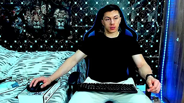 javiersexymann online show from 07/19/26, 10:13