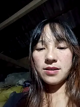 Snapshot of Mini3333 chatting on 11/16/25, 01:39 Mini3333 online show from 11/16/25, 01:39