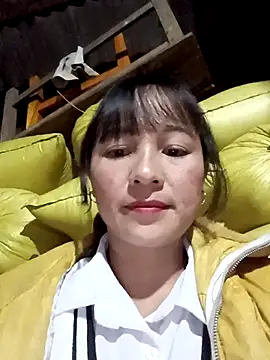 Snapshot of Mini3333 chatting on 11/26/25, 12:06 Mini3333 online show from 11/26/25, 12:06