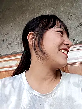 Snapshot of Mini3333 chatting on 12/21/25, 02:19 Mini3333 online show from 12/21/25, 02:19