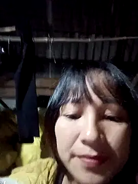 Snapshot of Mini3333 chatting on 12/23/25, 10:13 Mini3333 online show from 12/23/25, 10:13