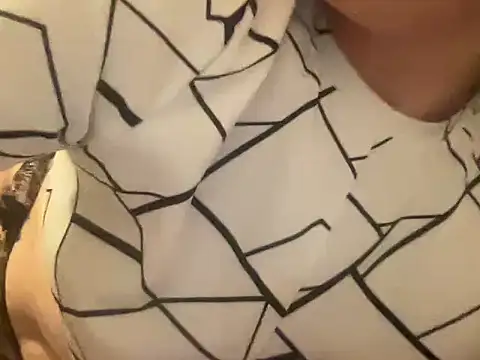 Snapshot of spookyspooky2 chatting on 10/09/25, 08:23 spookyspooky2 online show from 10/09/25, 08:23