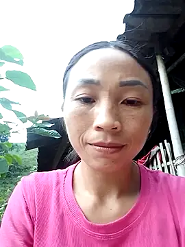 lucybaby00 online show from 10/17/25, 10:29