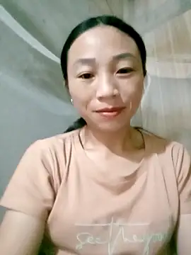 lucybaby00 online show from 10/25/25, 08:58